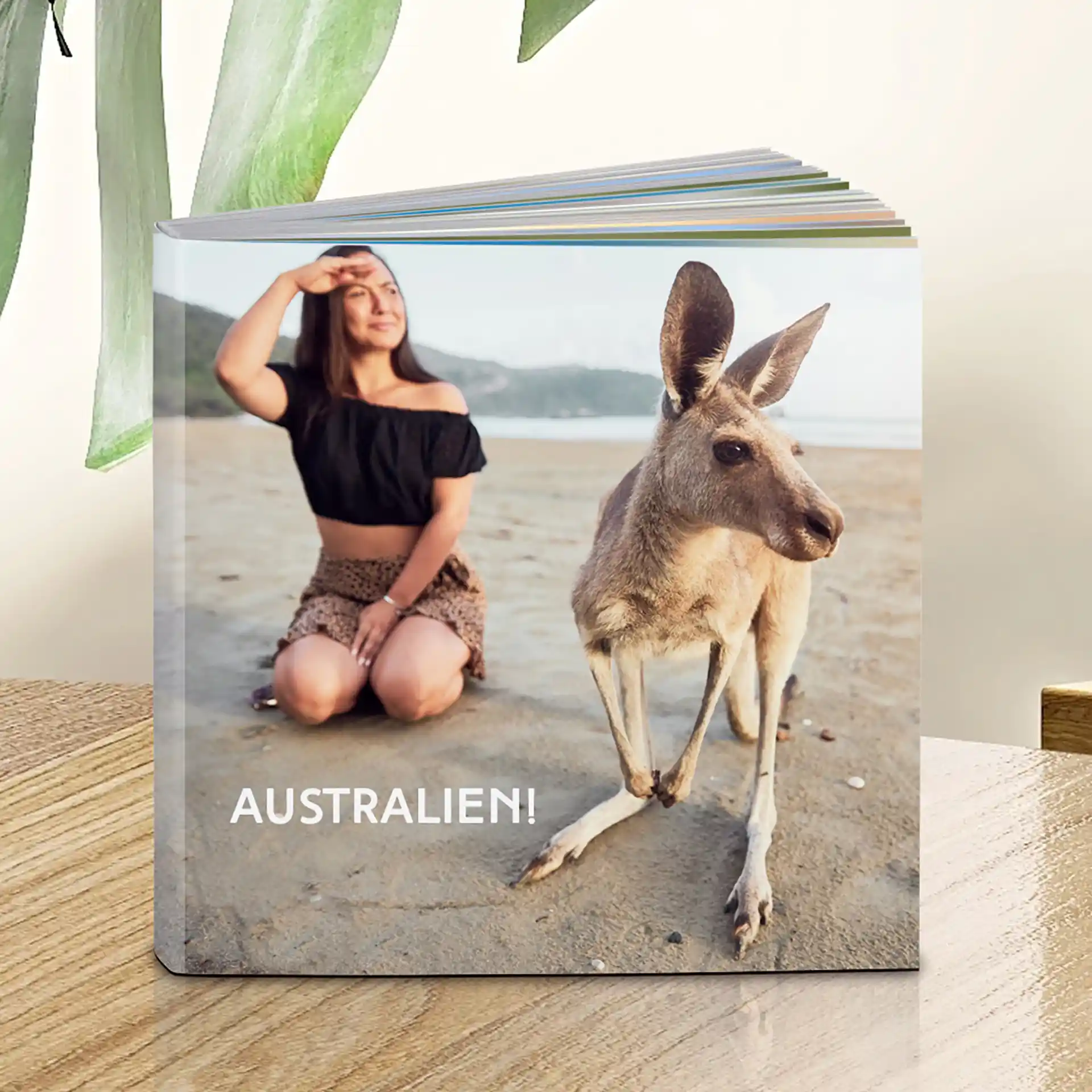 Mini Fotobuch im Format 10x15: Softcover mit hochwertigem Digitaldruck – personalisierte Erinnerung in edlem Design.